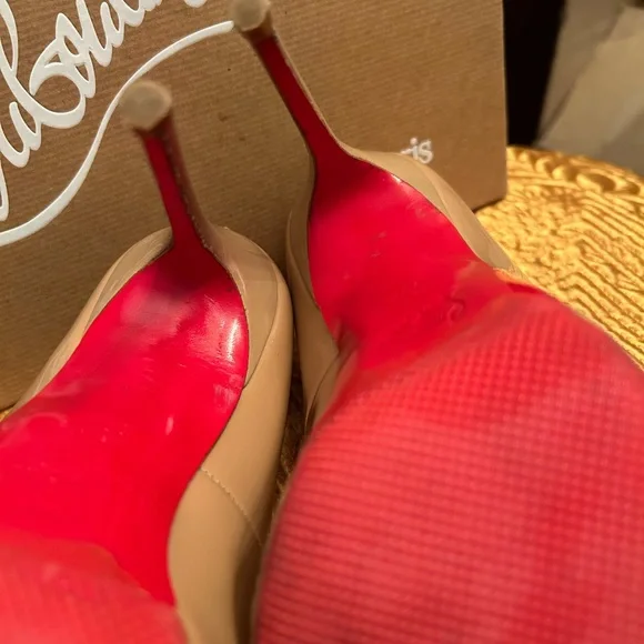 Christian Louboutin PRICE DROP EFFECTIVE. March 28, thru April 10th, 2026 - Picture 2 of 8